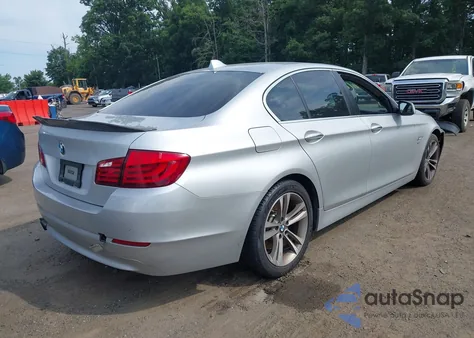 2012 BMW 528 Xi from USA, damaged, VIN WBAXH5C53CDW09590